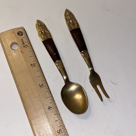 Vintage Siam Brass and Wood Serving Fork and Spoon - Picture 2 of 12